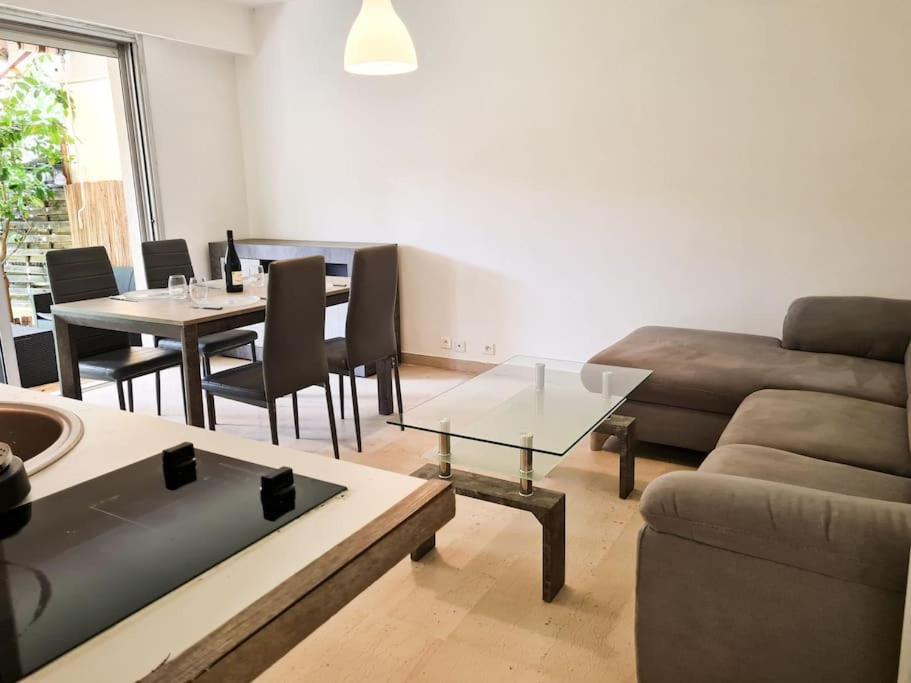 Apartment Avec Terrasse Et Piscine *